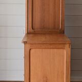 Asymmetrical cabinet