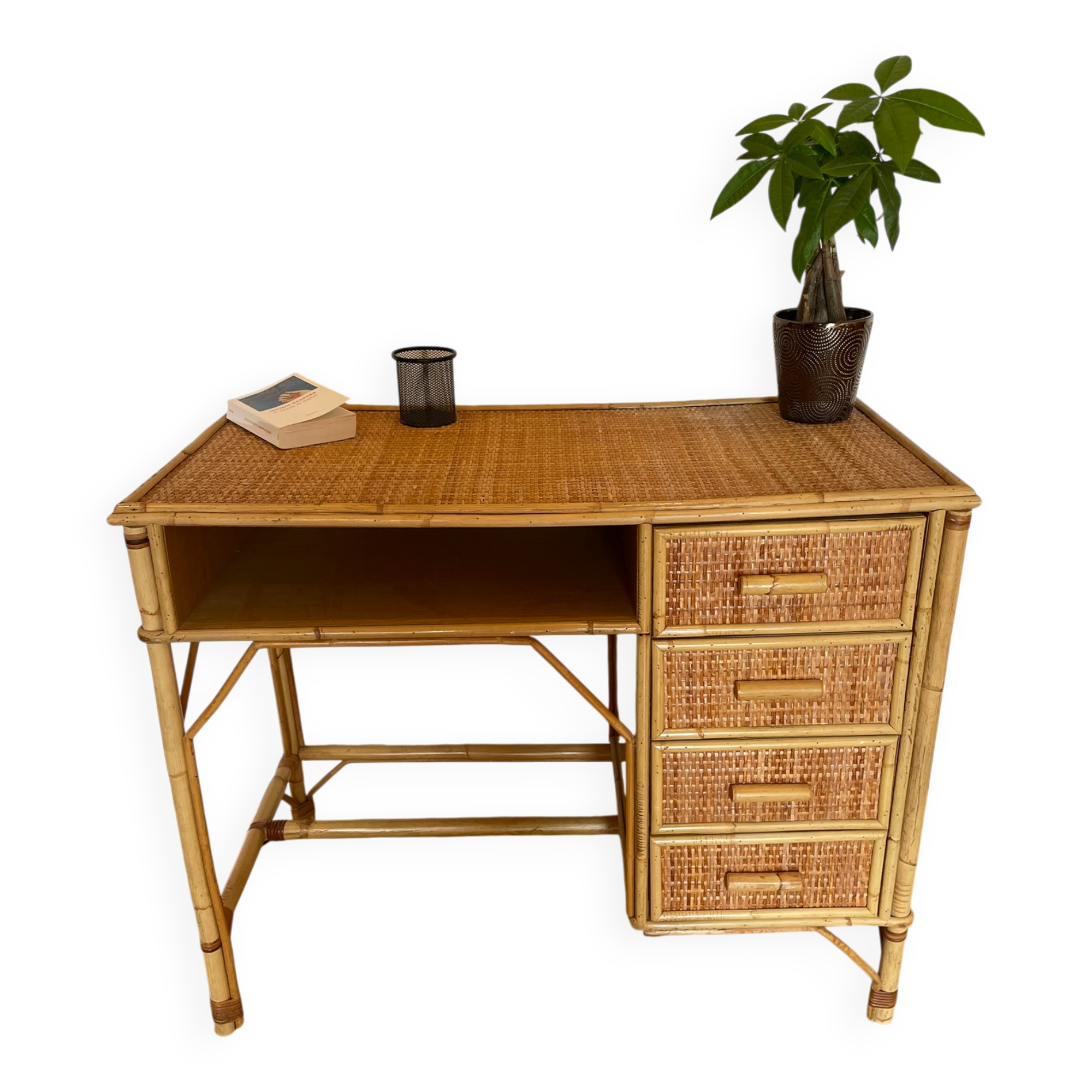 Vintage rattan and woven wicker desk with 4 drawers – Centrepiece – Style