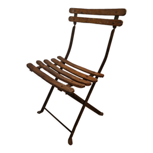 Ancienne chaise de jardin