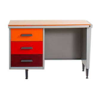 Metal desk with 3 drawers fully restored in color