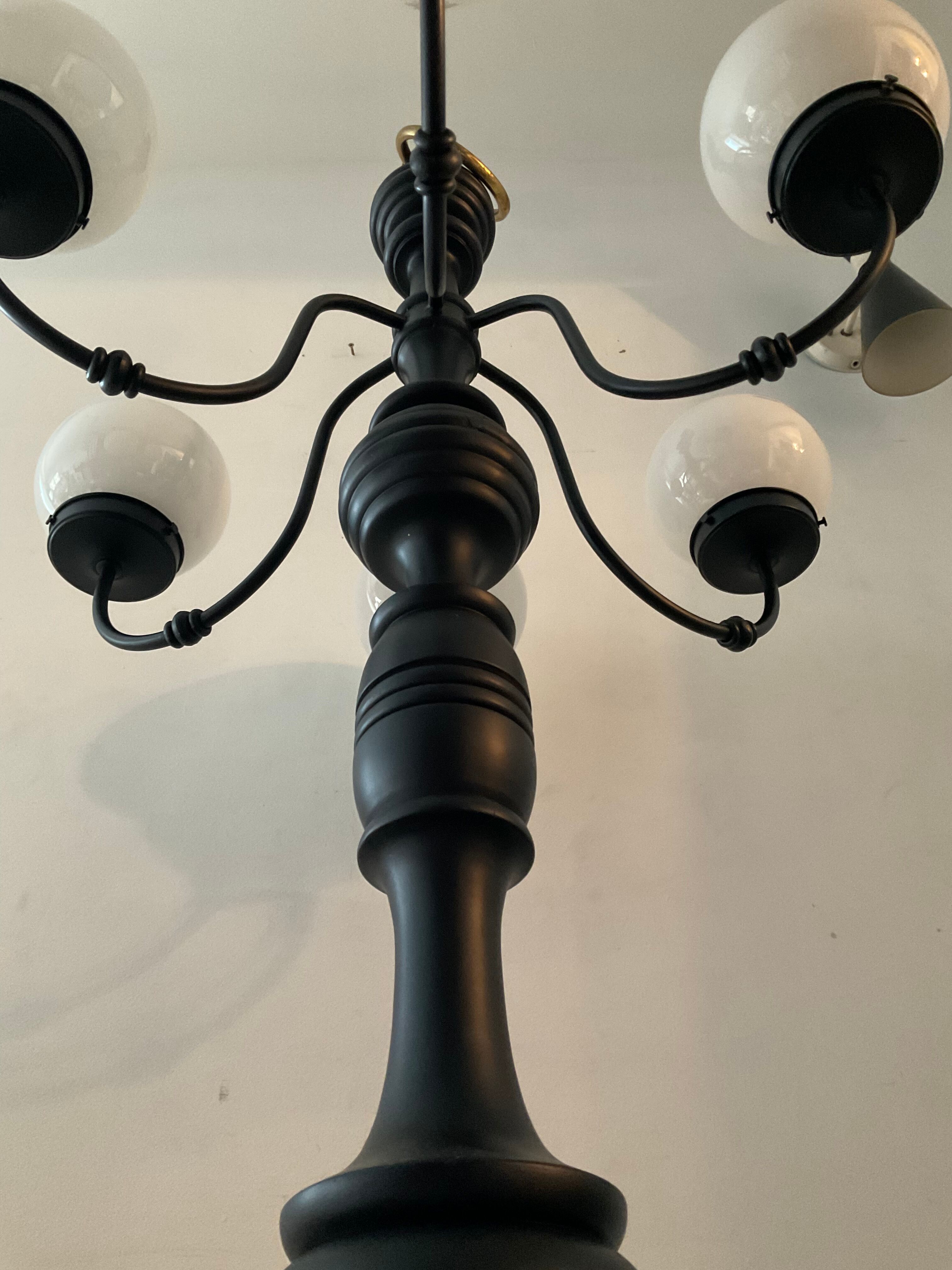 Vintage "Lamppost" in opaline and wood 6 fires