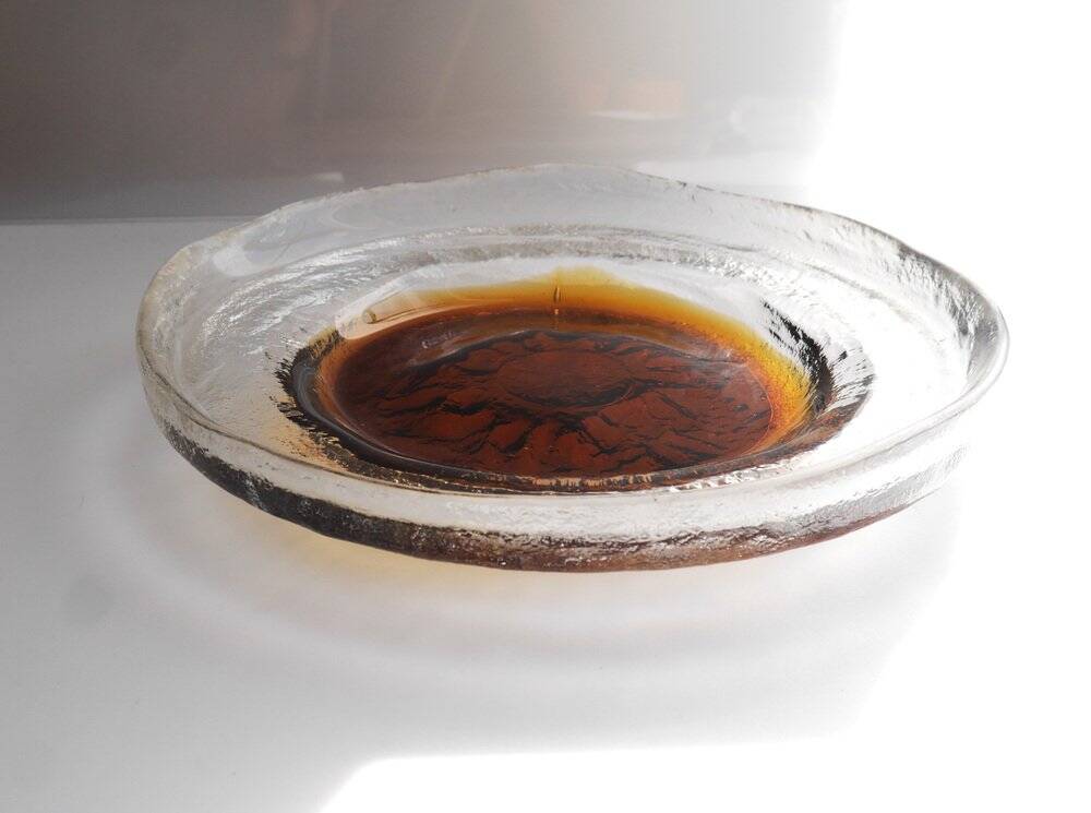 Brutalist art glass plate by Pentti Santalahti, 1970s