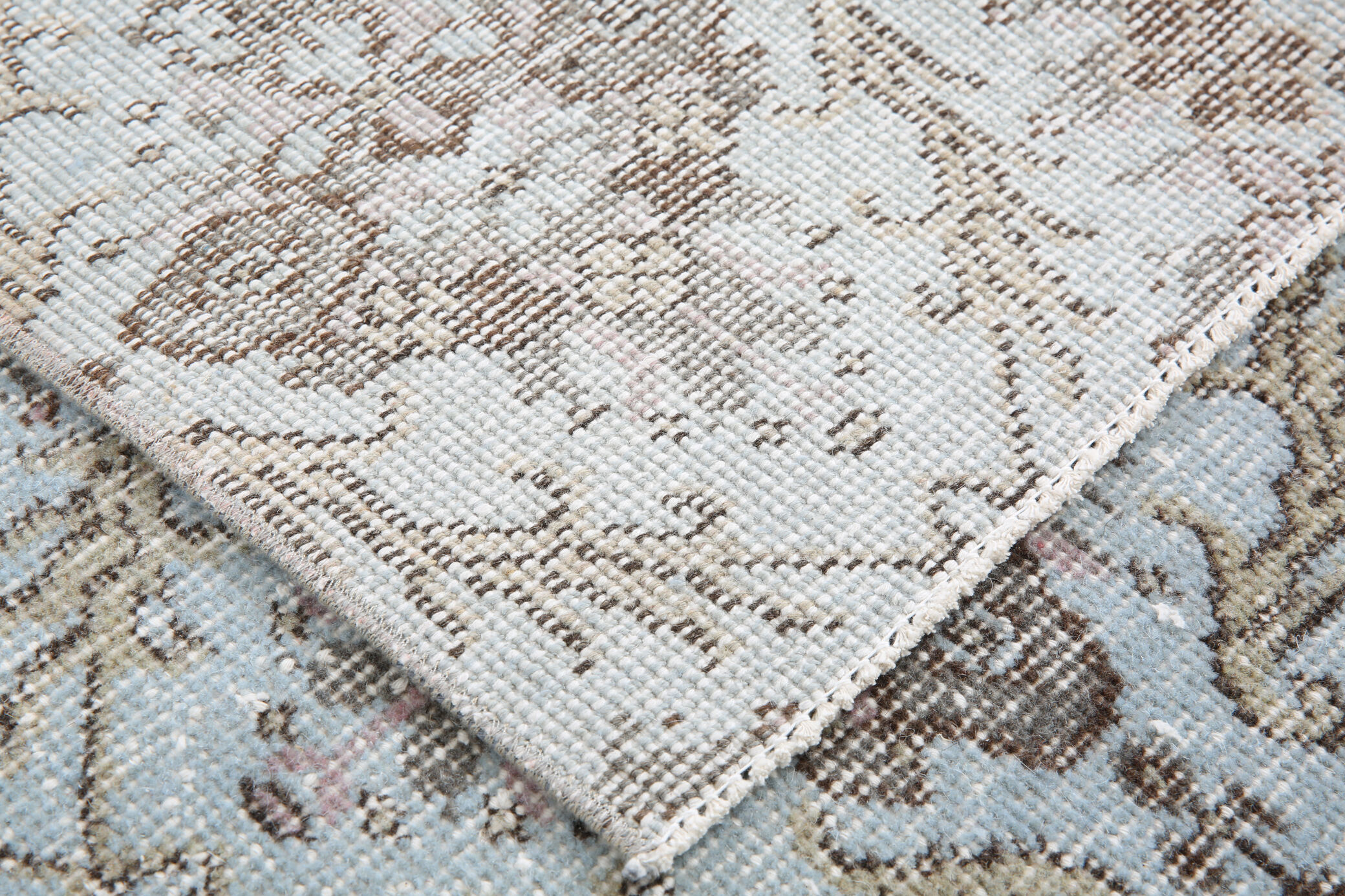 Light blue floral carpet 203x118cm