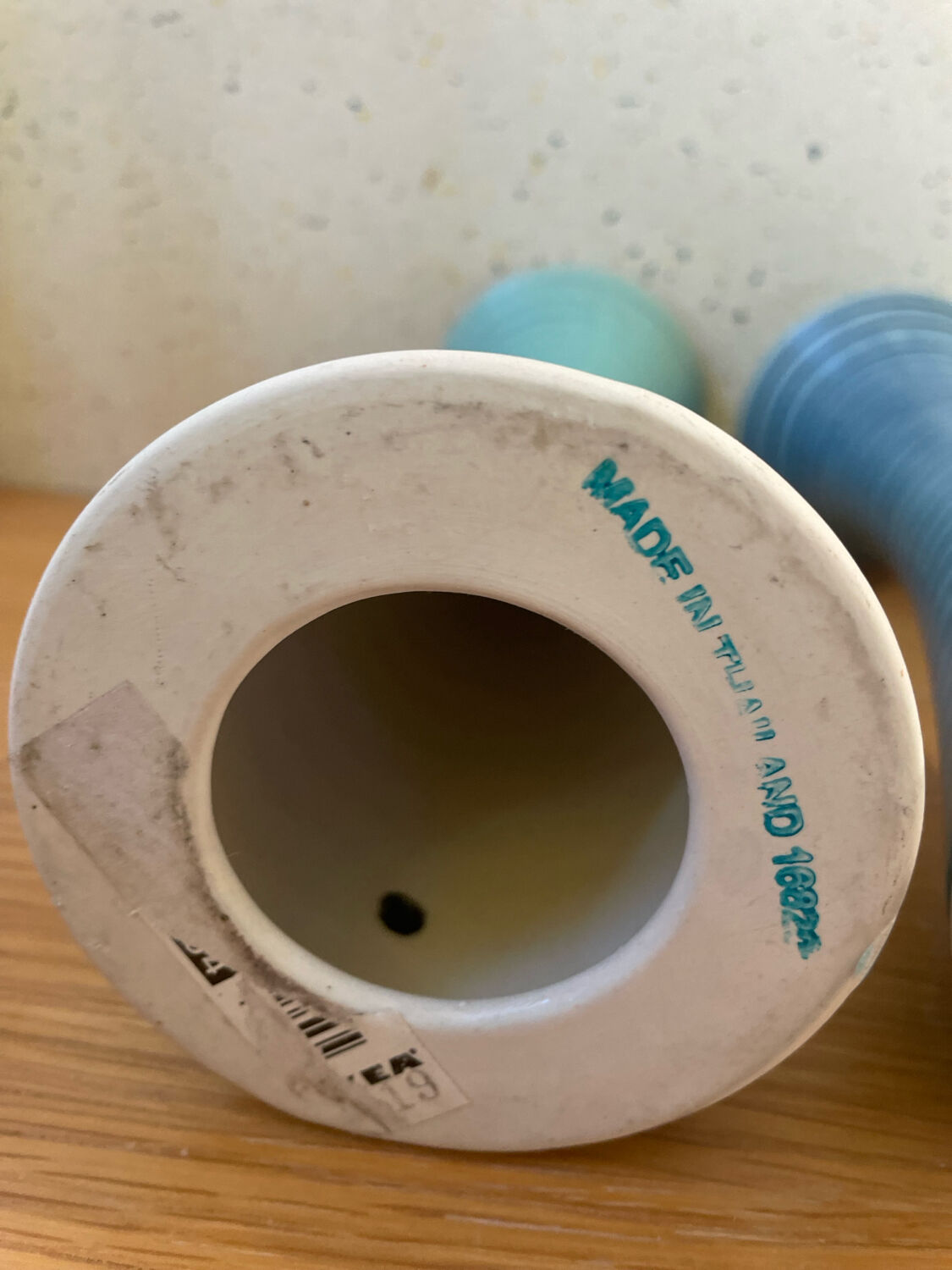 Set of 2 glazed stoneware candle holders