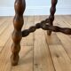 Tabouret tripode en bois perlé / tourné années 40
