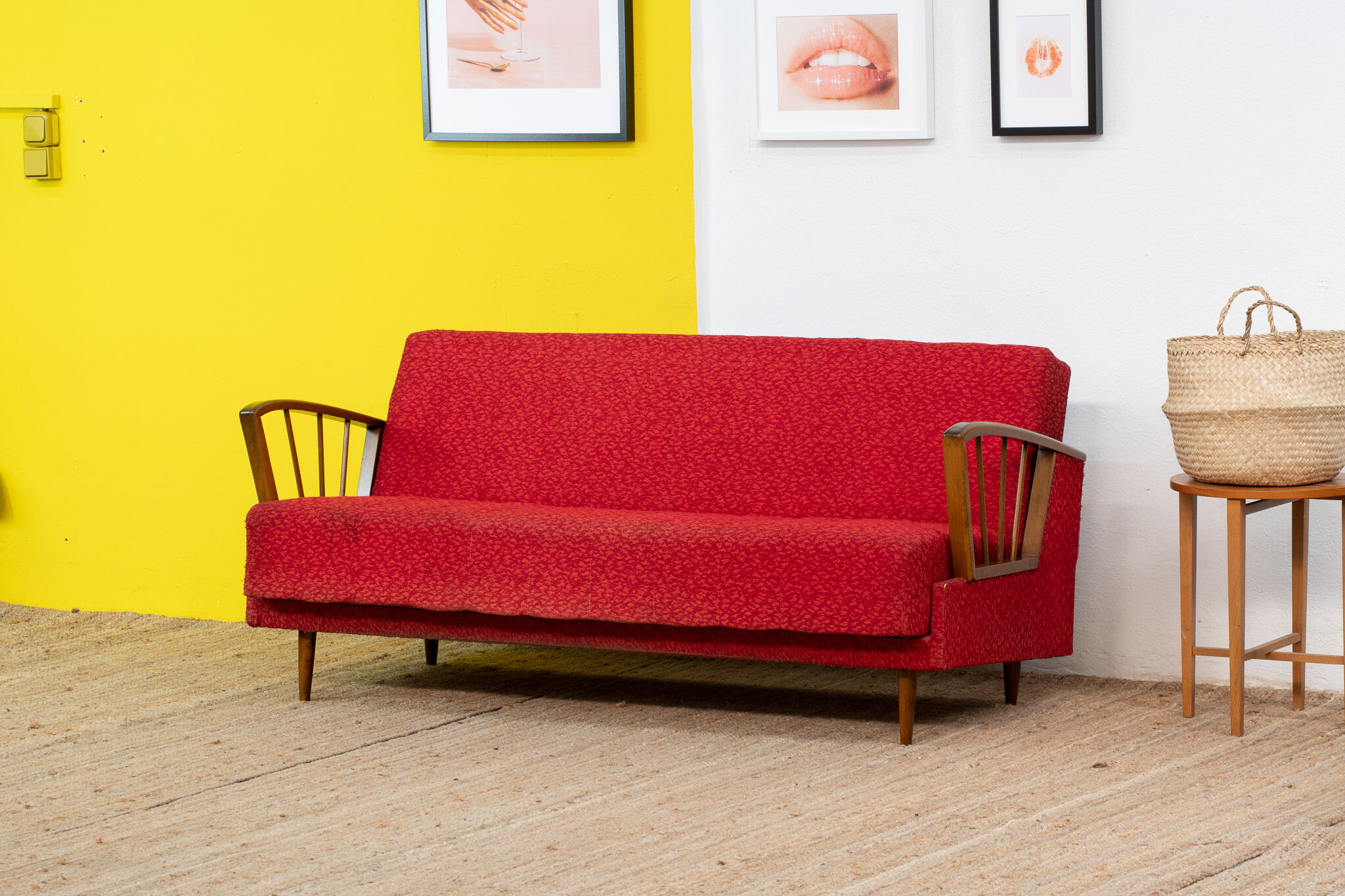 Scandinavian sofa 165 cm