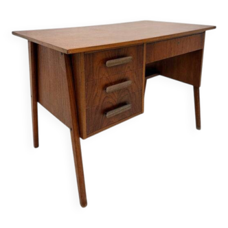 Scandinavian desk in teak