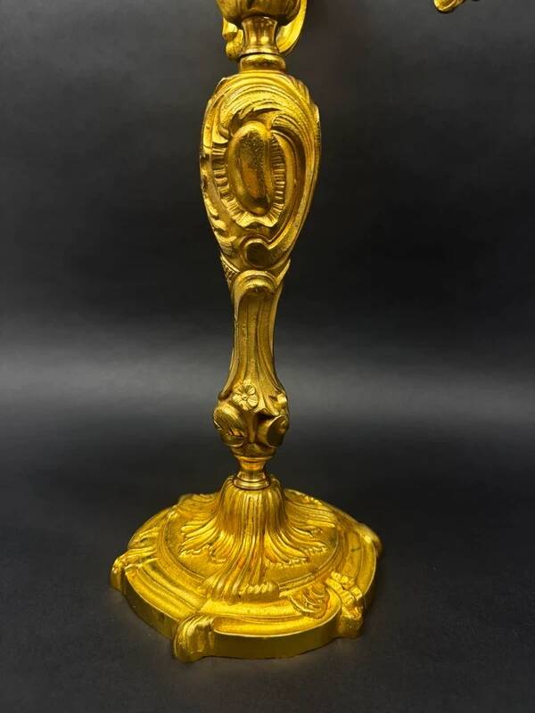 Very large five-light candelabra, in the Louis XV rocaille style, made of gilt bronze.