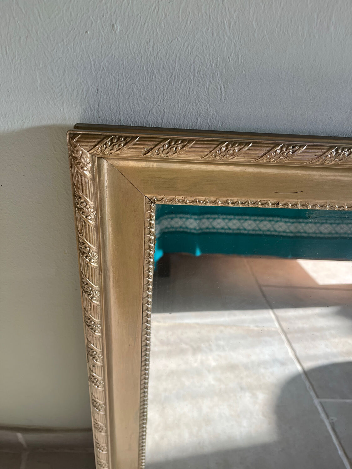 Grand miroir ancien