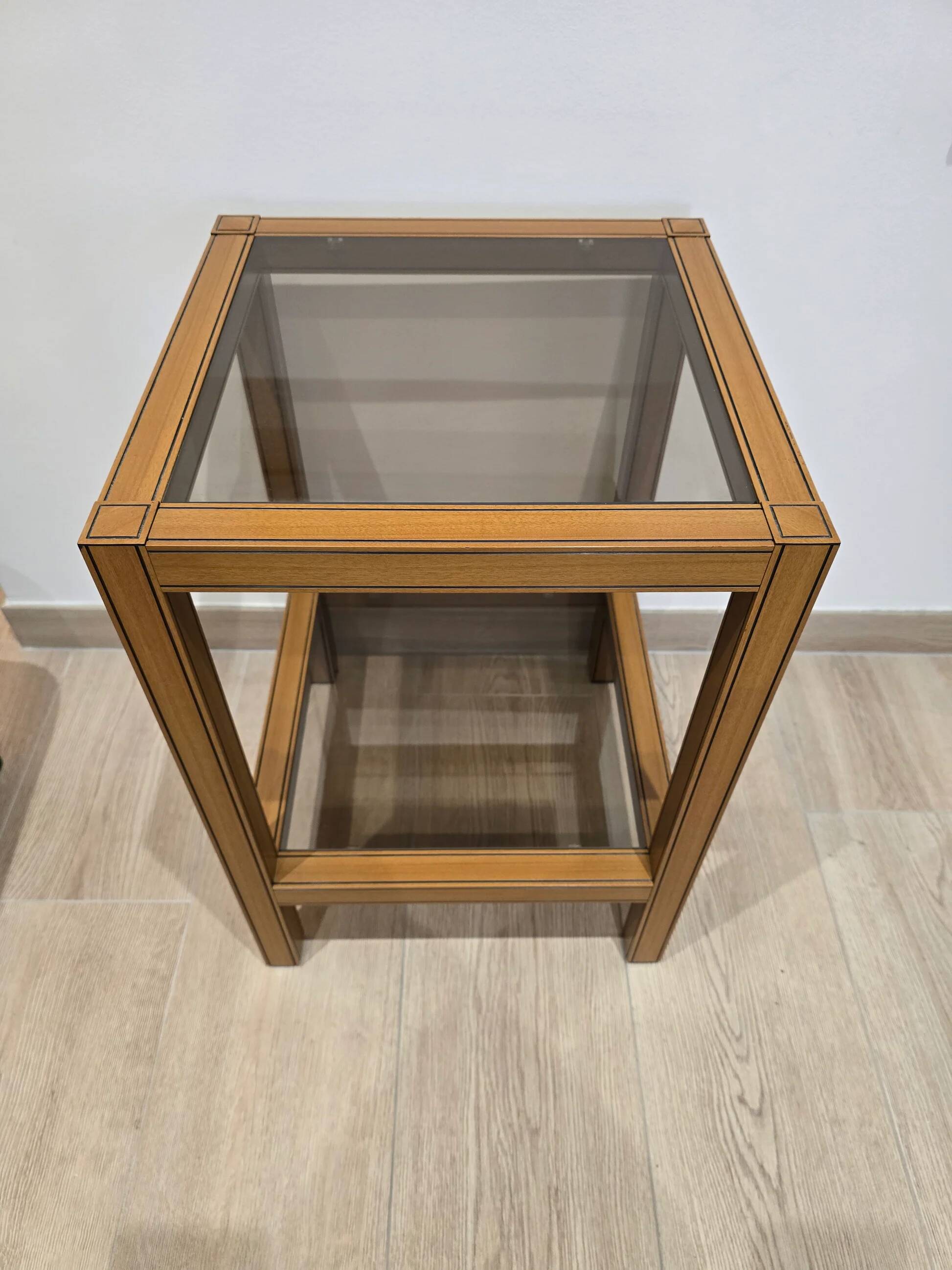 Vintage wood and glass side table – Graphic design – 1970s/1980s