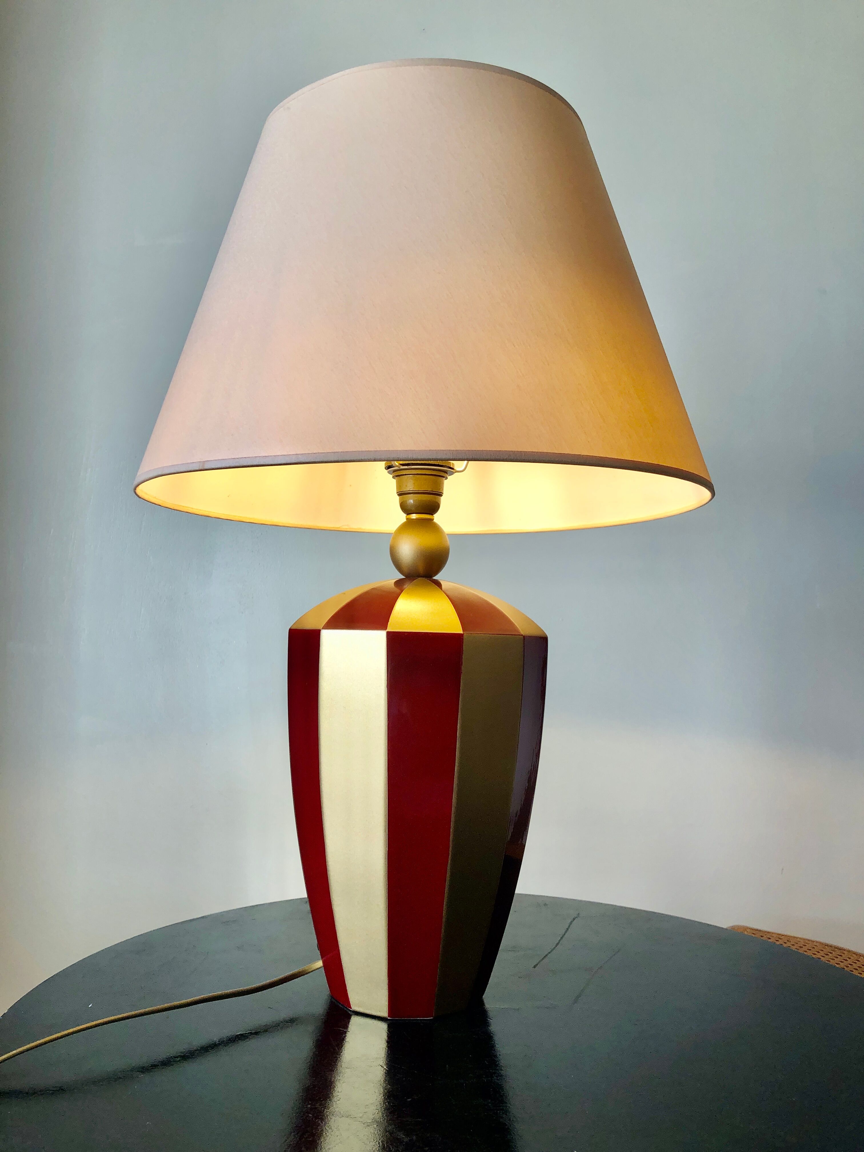 Lamp House The Dolphin red and gold