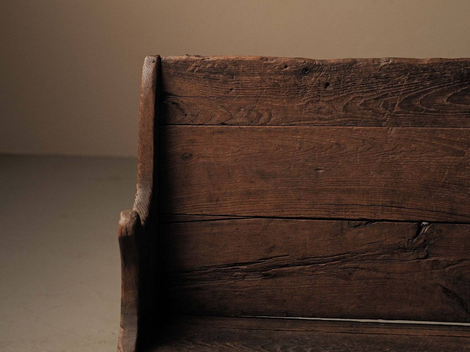 Farm bench in solid wood, Art-Populaire, 19th century