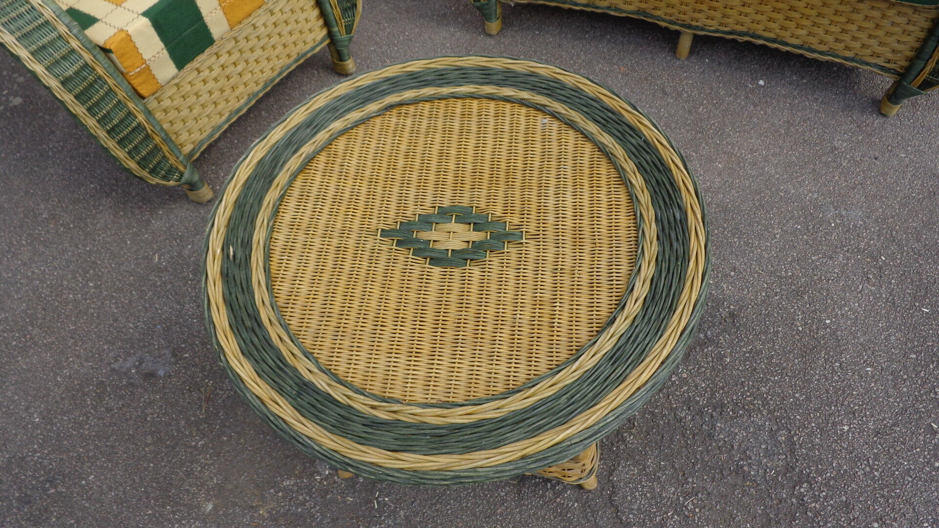 Wicker garden room diamond
