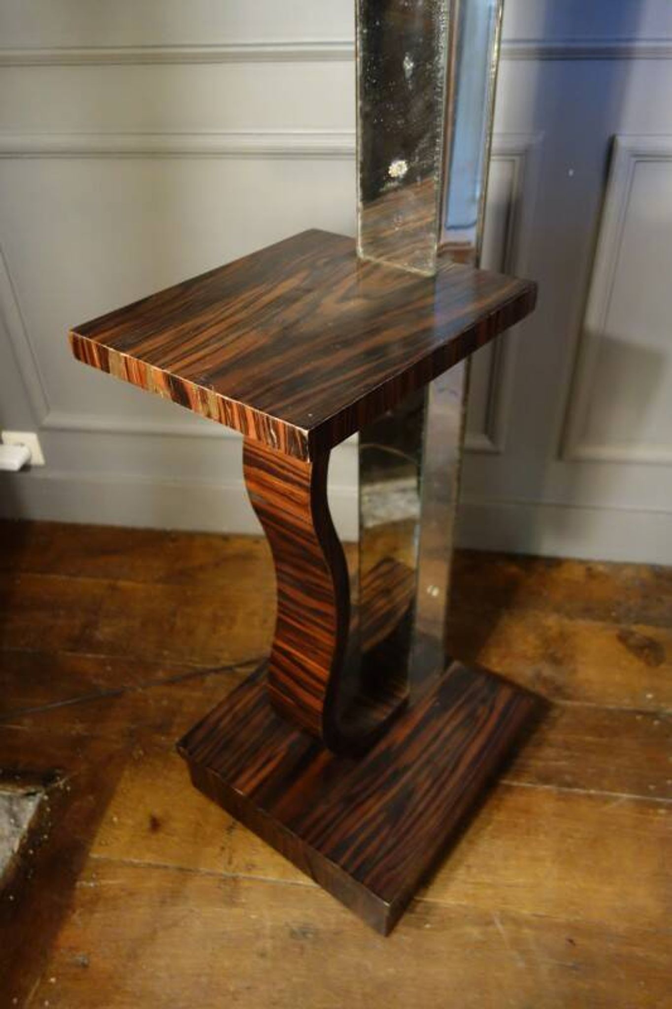 Large Art Deco Macassar Ebony Floor Lamp / Stand, circa 1930