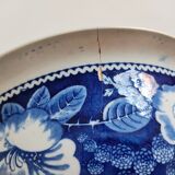Delft earthenware dish 31 cm in diameter
