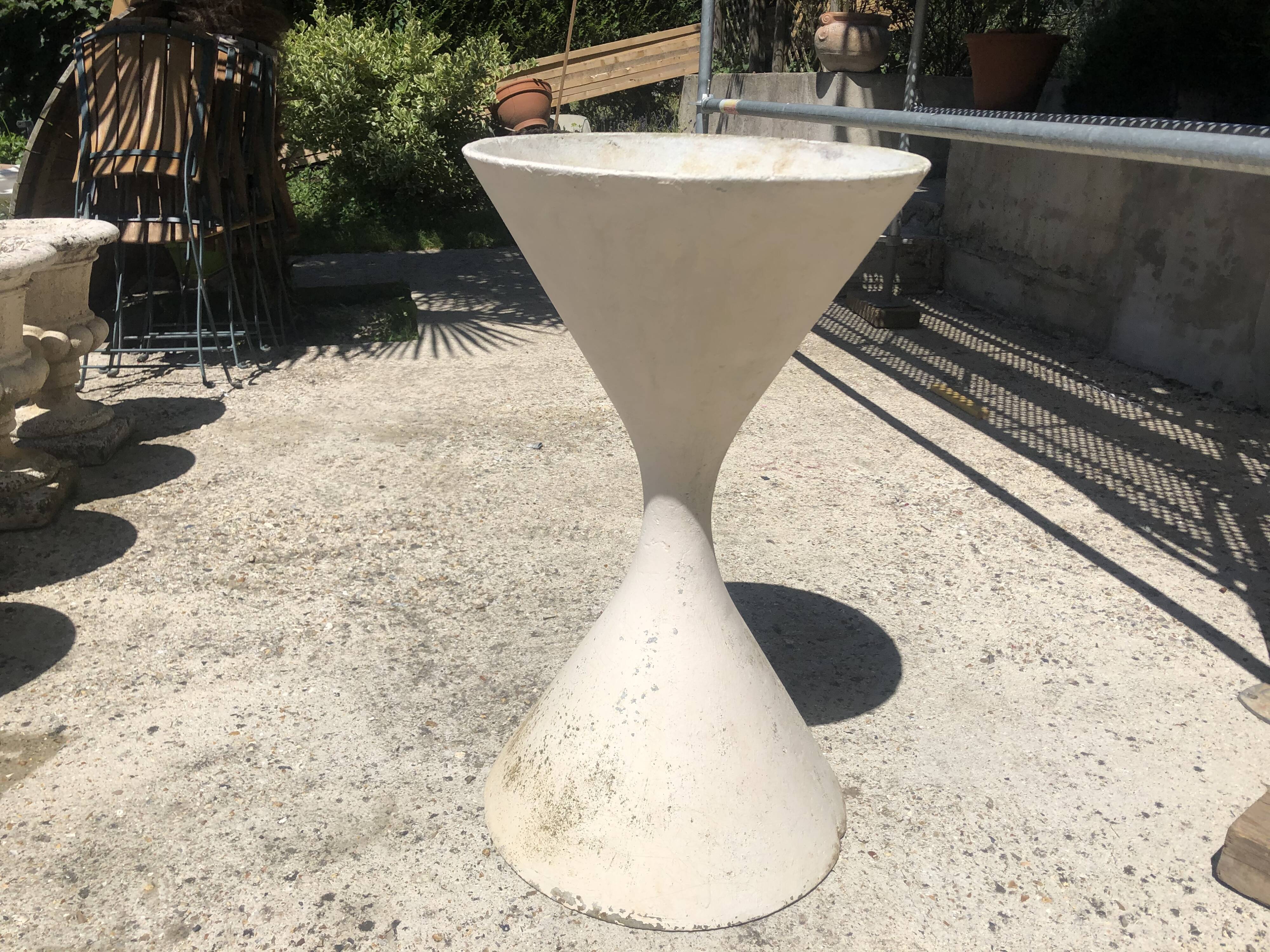 Jardinière design design Anton Bee asssisté de Willy Guhl année 50