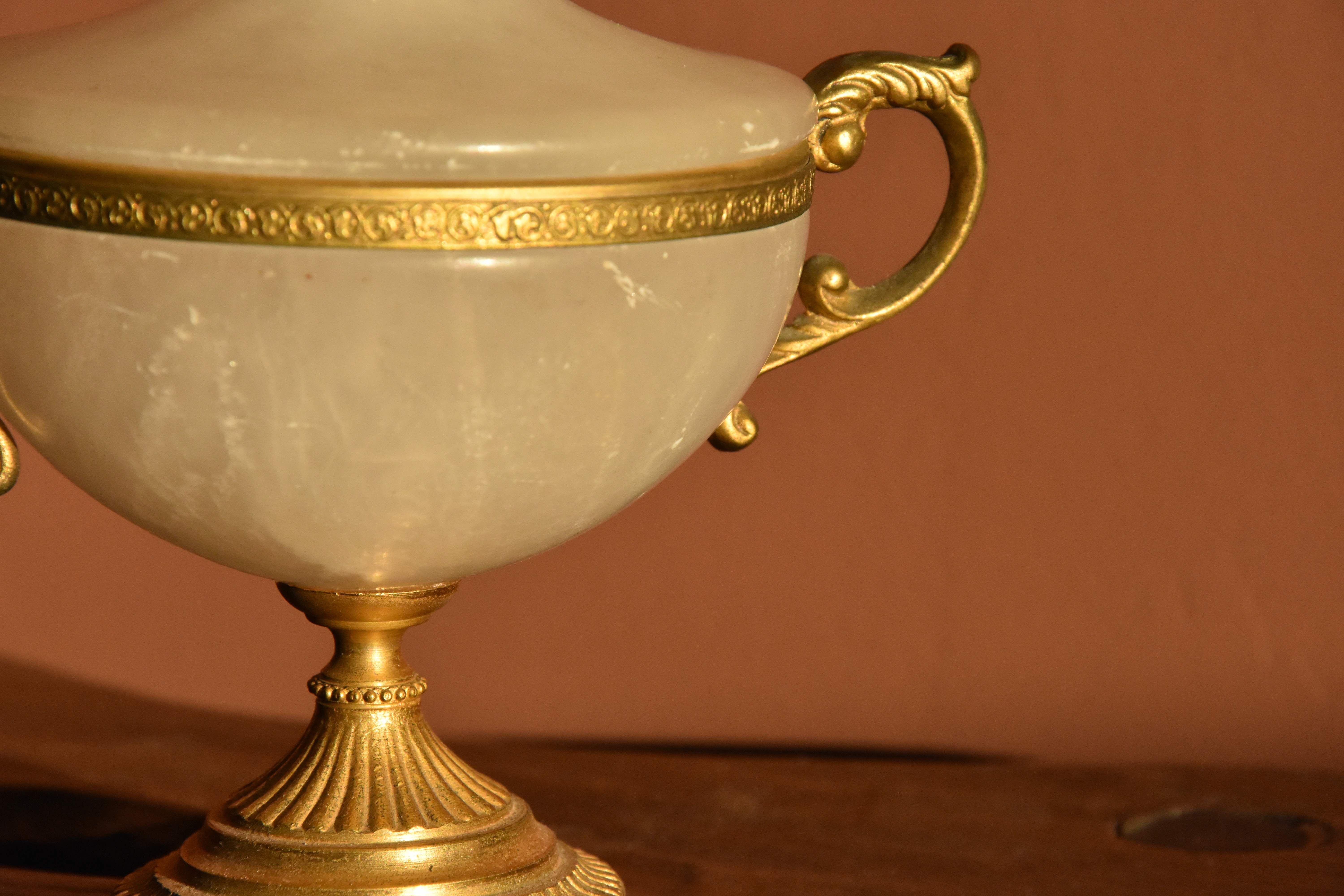 Alabaster and brass bonbonnière