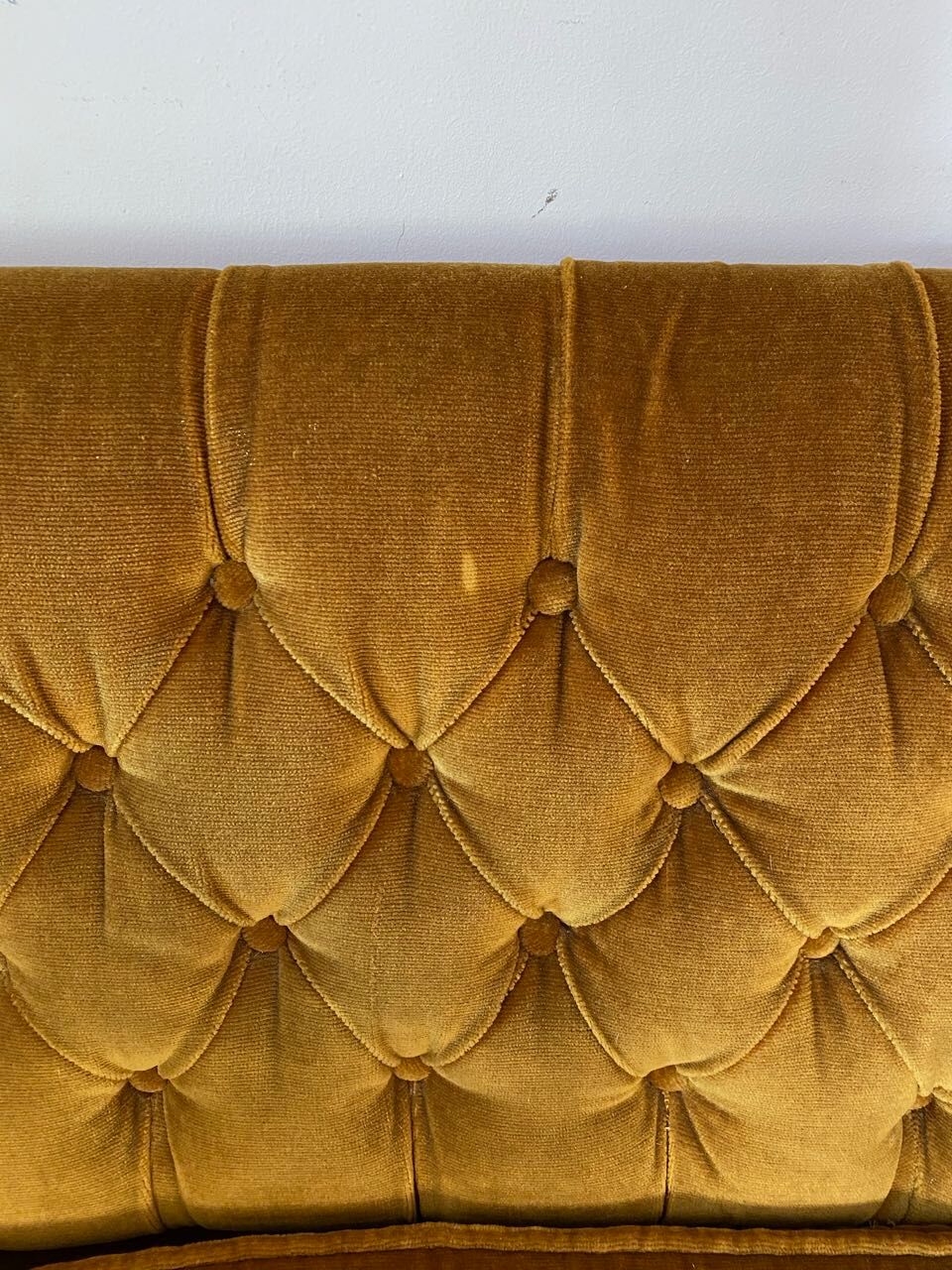 Old gold toad bench