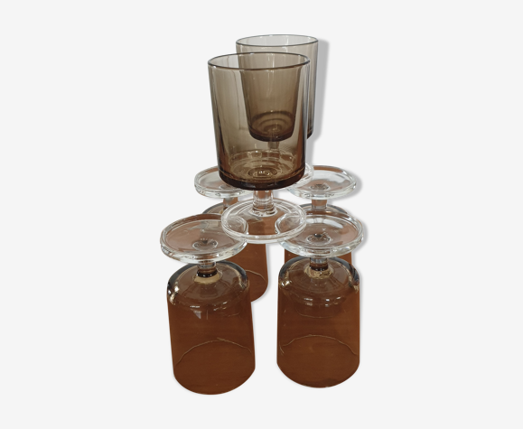 6 verres à pieds