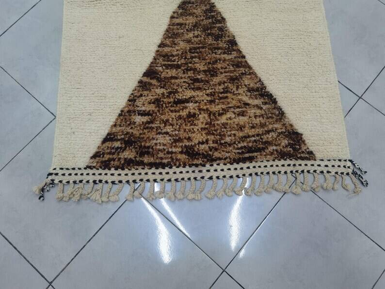 Traditional rug for your living room 250cmx150cm