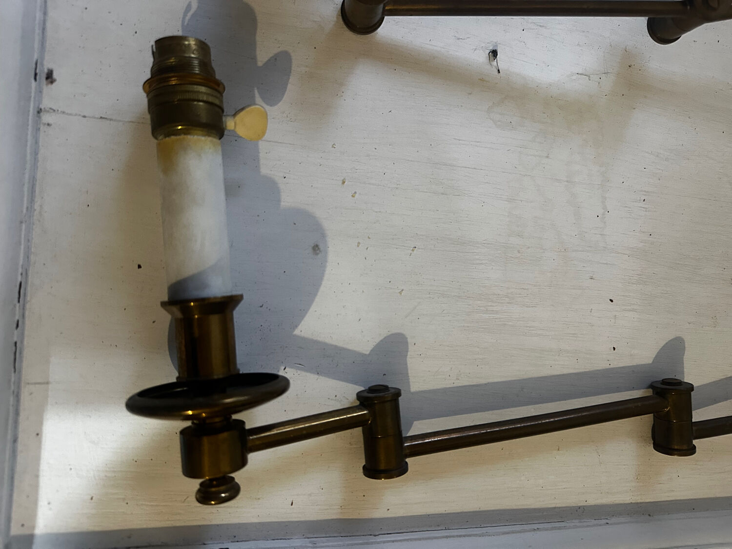 Paire d’appliques murales articulées- Georges W Hansen Metalart- 1950-