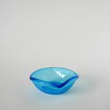 Vide-poche en verre coloré bleu, dans le goût de Murano, 1970