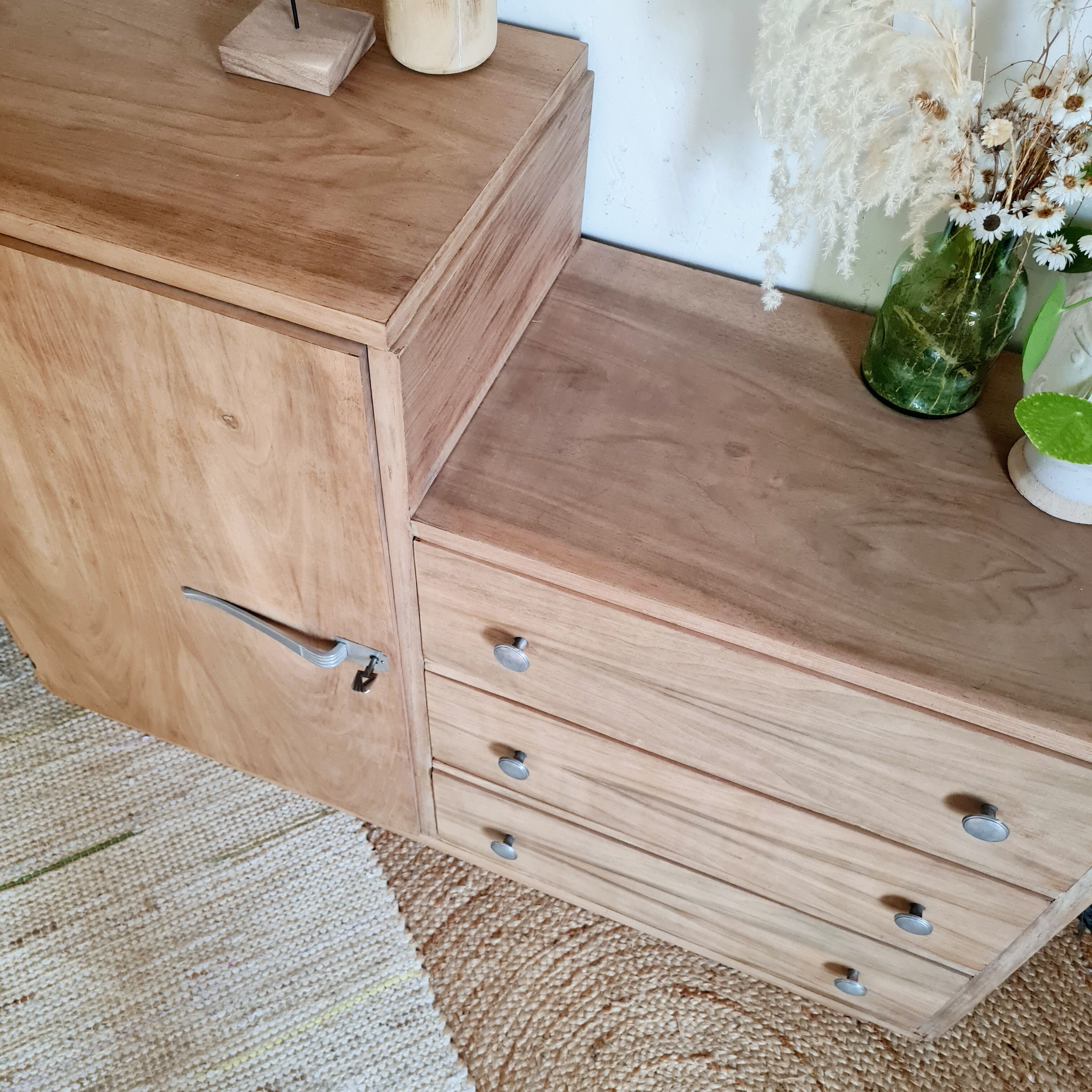 Commode asymétrique art déco