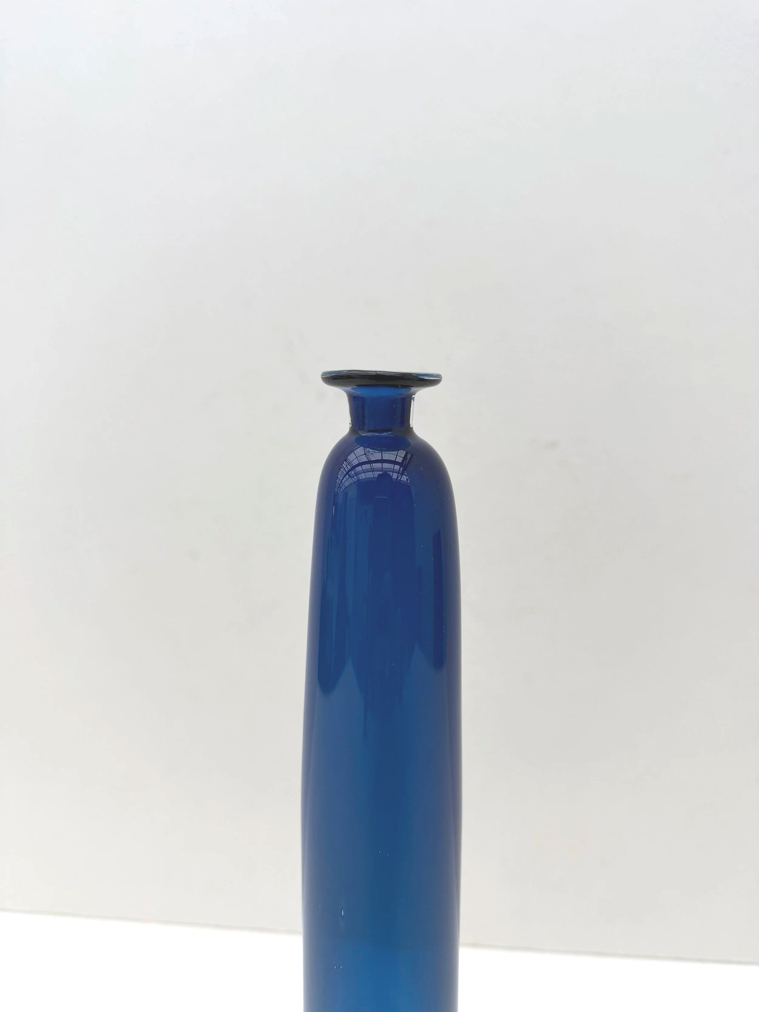 Vase by Marisa and Alain Begou in blown glass, France 1980