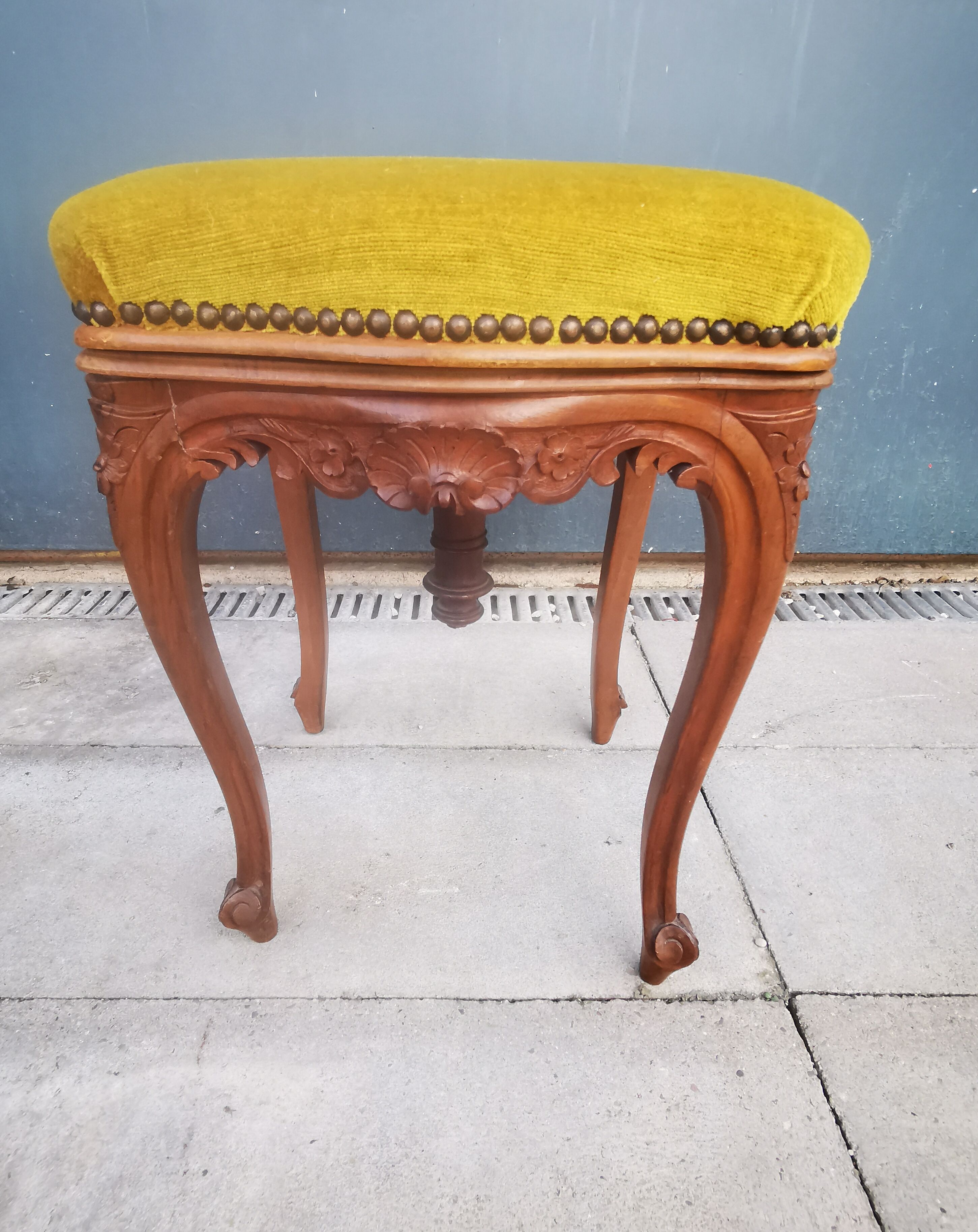 Tabouret de piano style Rocaille assise velours