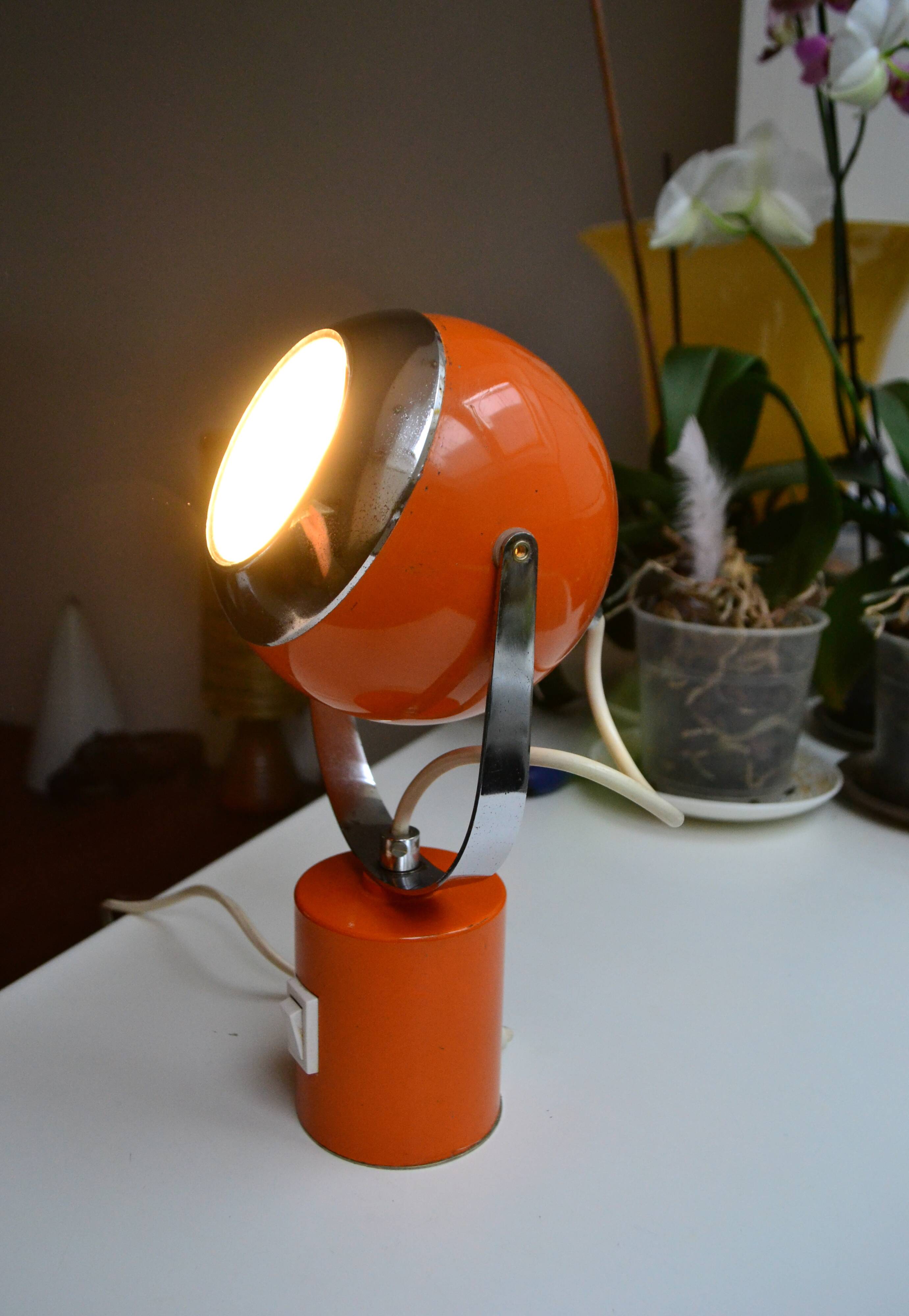 Eye ball lamp Goffredo Reggiani style 60s