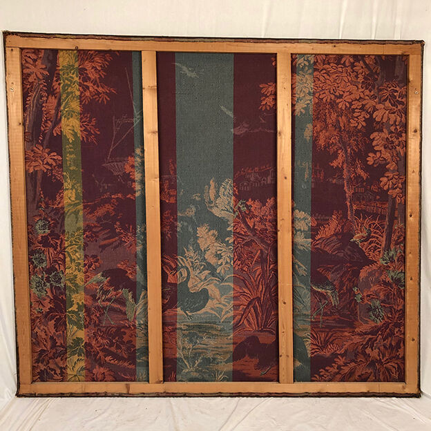 Tapestry decorated with waders, waterfront and greenery