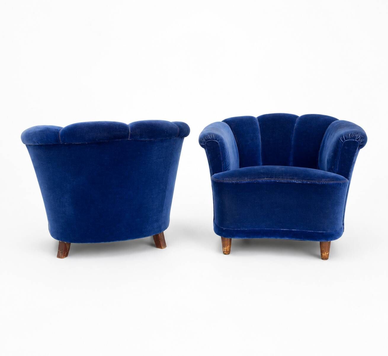 Swedish modern lounge chairs, clam shaped, 1940s Scandinavian design