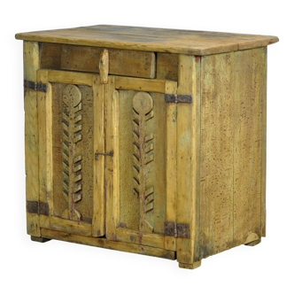 Cabinet d'art populaire, vers 1880