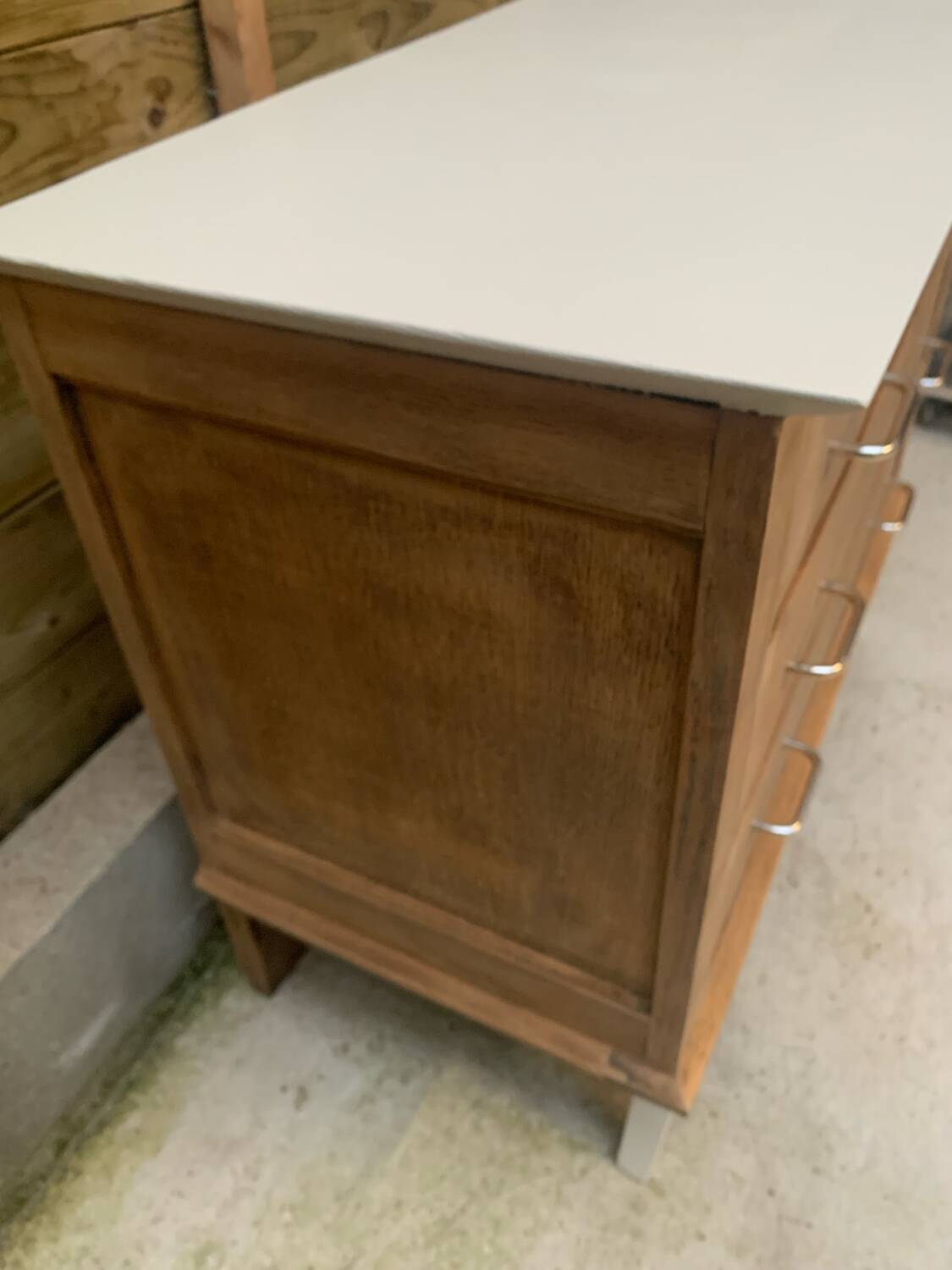 Vintage chest of drawers
