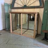 Former pastry shop window