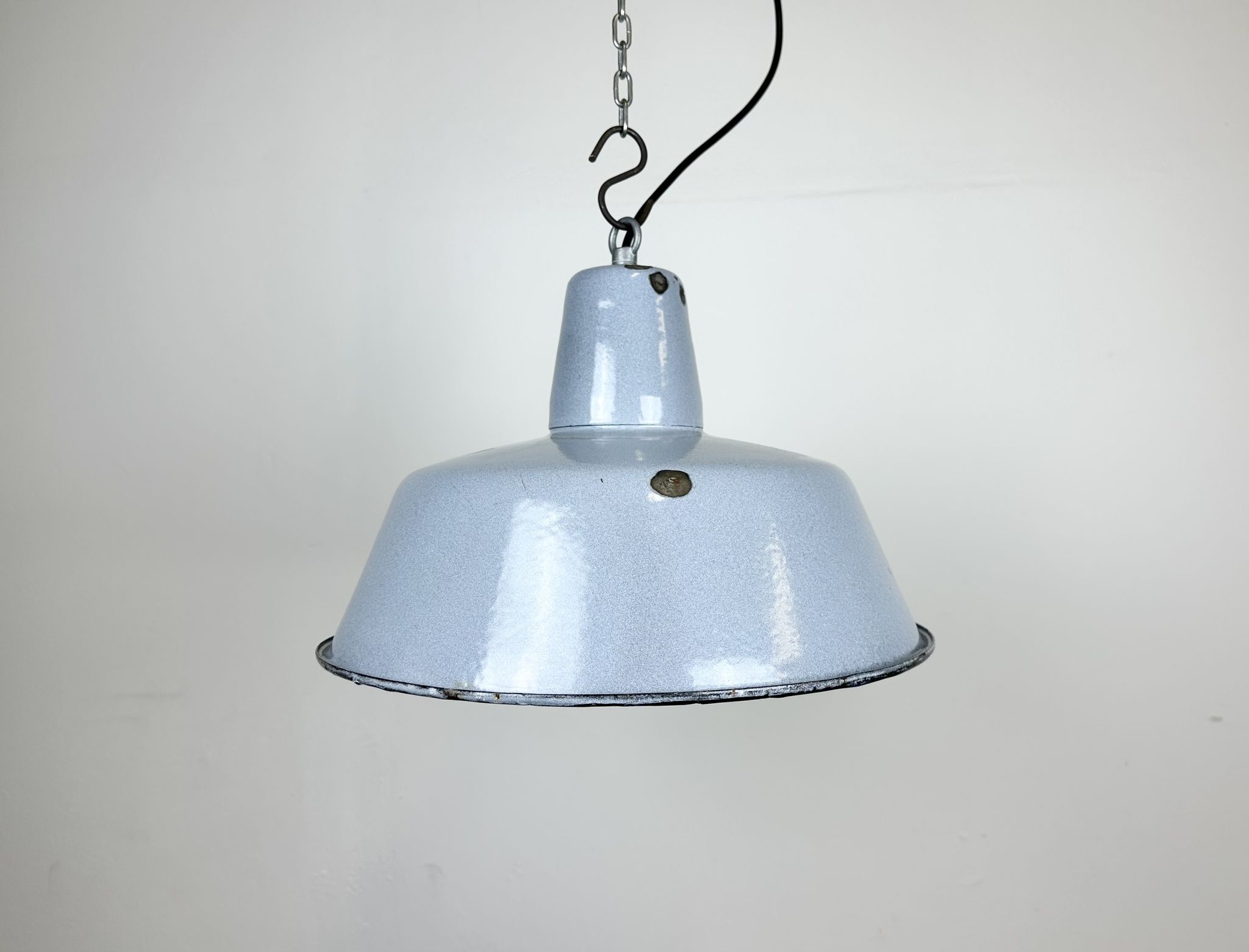 Industrial grey enamel factory pendant lamp, 1960s