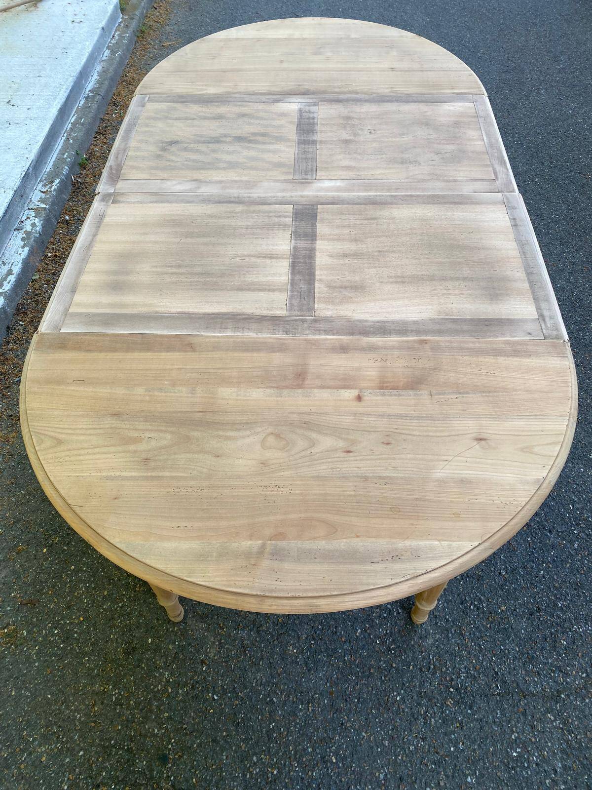 Louis Philippe 19th century extendable round table renovated in solid oak 200cm