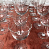 Service de verres en cristal taillé 42 pièces