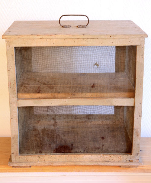 Garde manger grillagé shabby chic