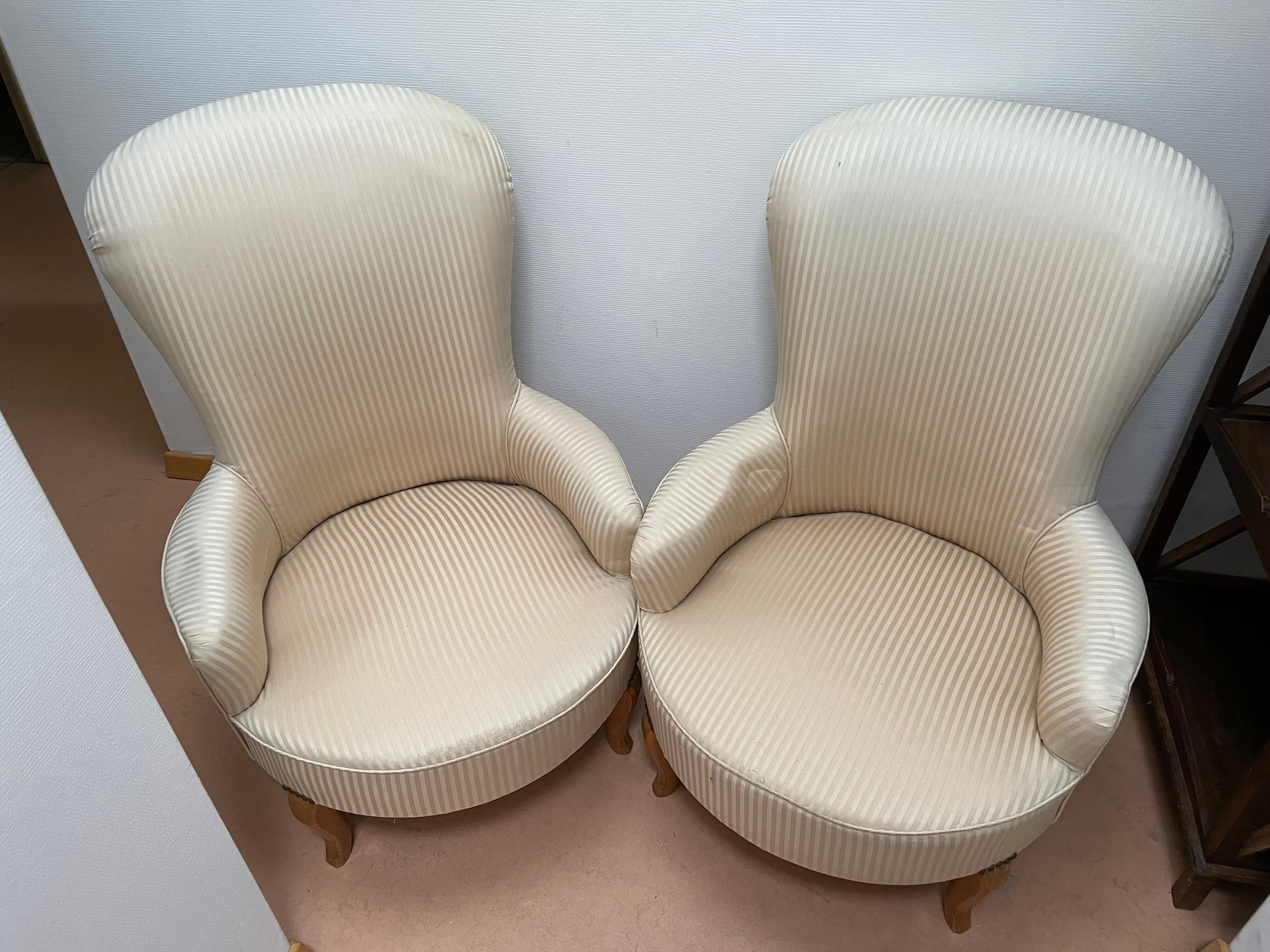 Pair of striped ivory toad armchairs