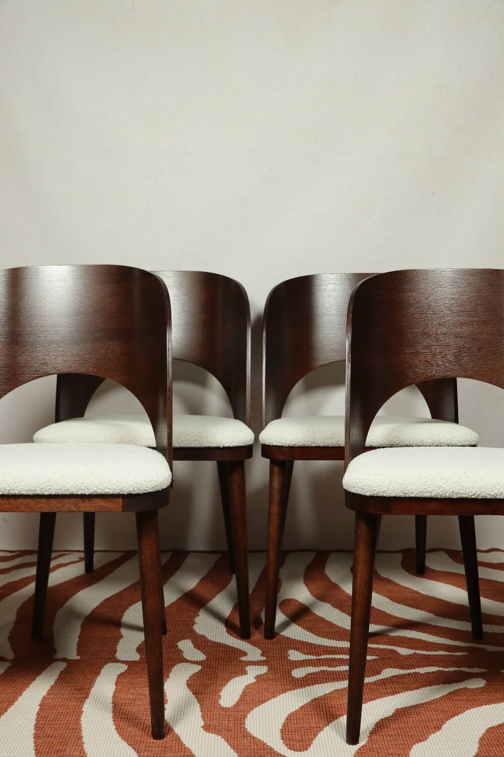 Dining chairs set of 4 oak wood white pearl buckle