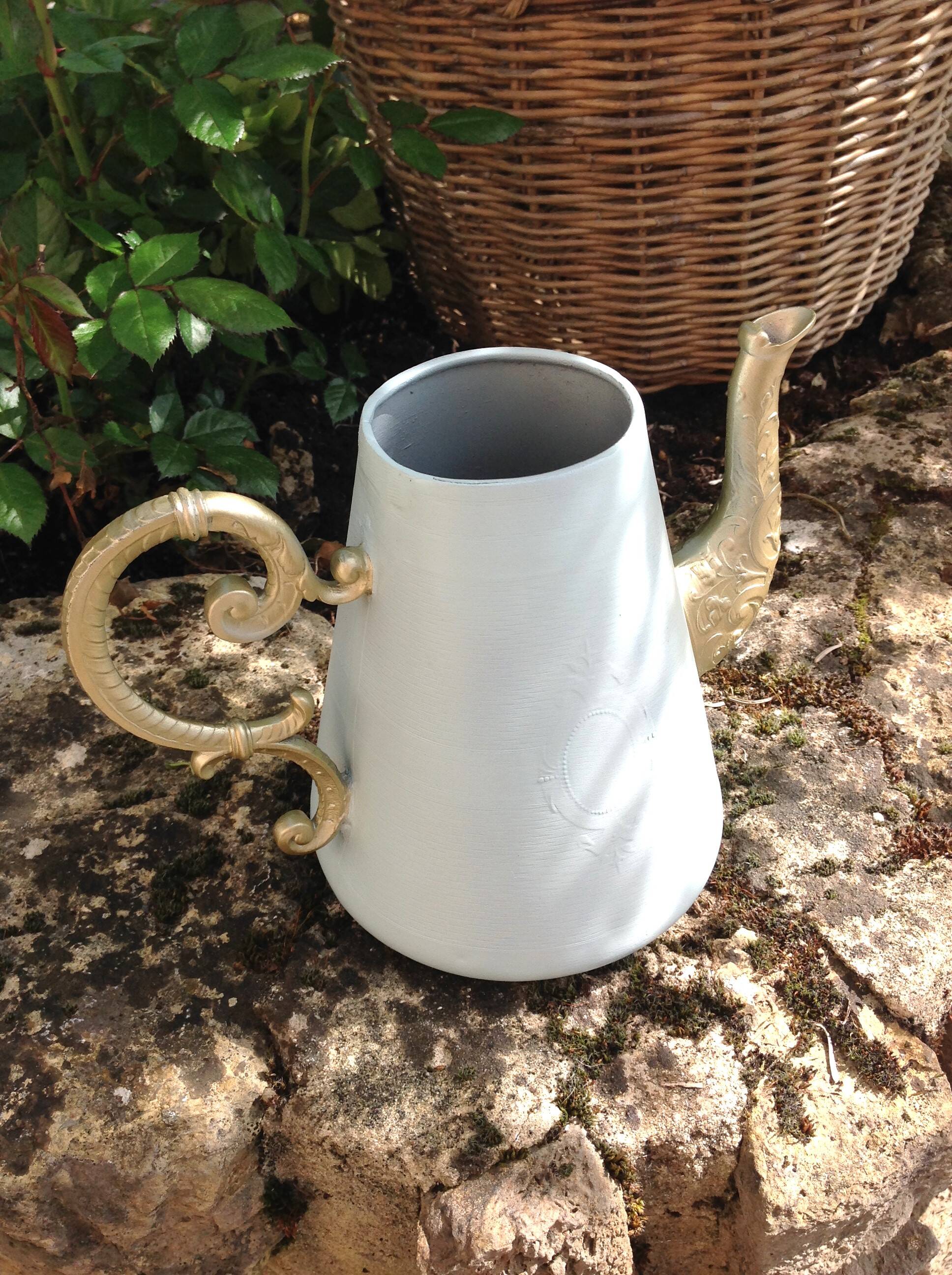 Peppermint and gold "cafetiere" watering can