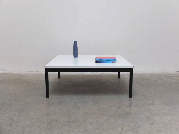Table basse ou table d'appoint par Martin Visser pour 't Spectrum, 1961