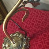 Art Nouveau bronze petal lamp with molded glass, 28 x 34 cm. Electricity OK