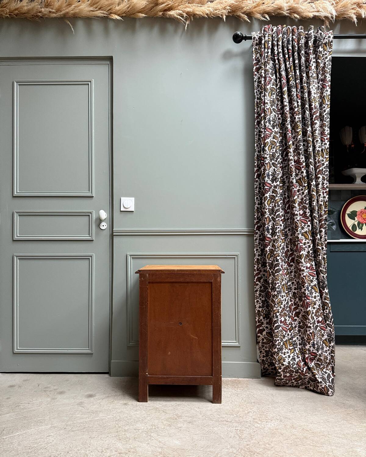 Small Art Deco jam cabinet in oak (renovated)