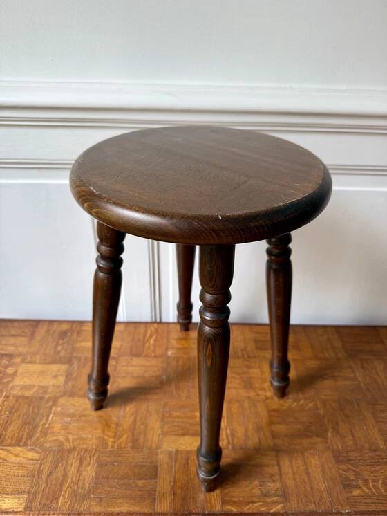 4-legged turned wooden stool
