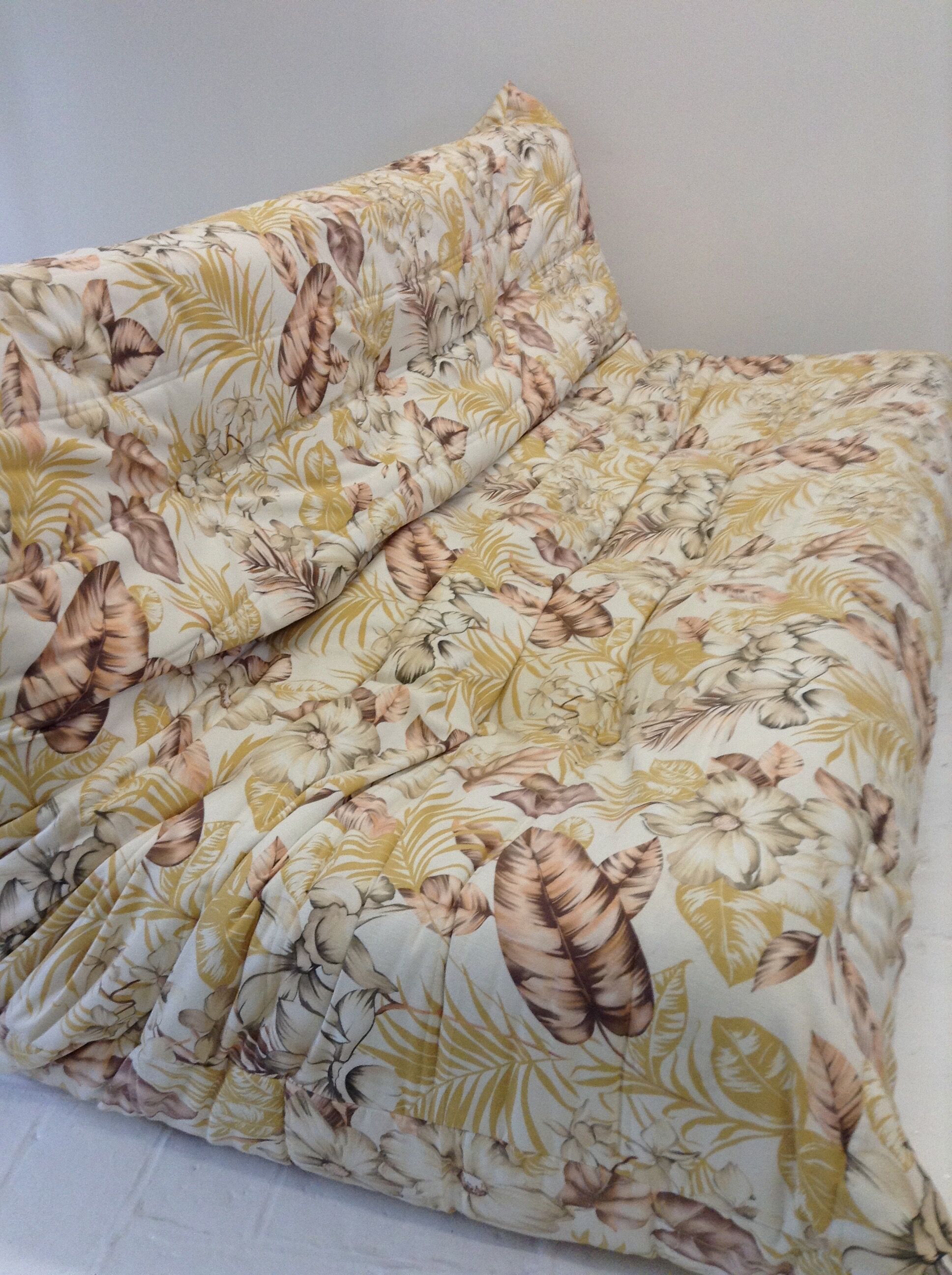 Togo sofa, Ligne Roset