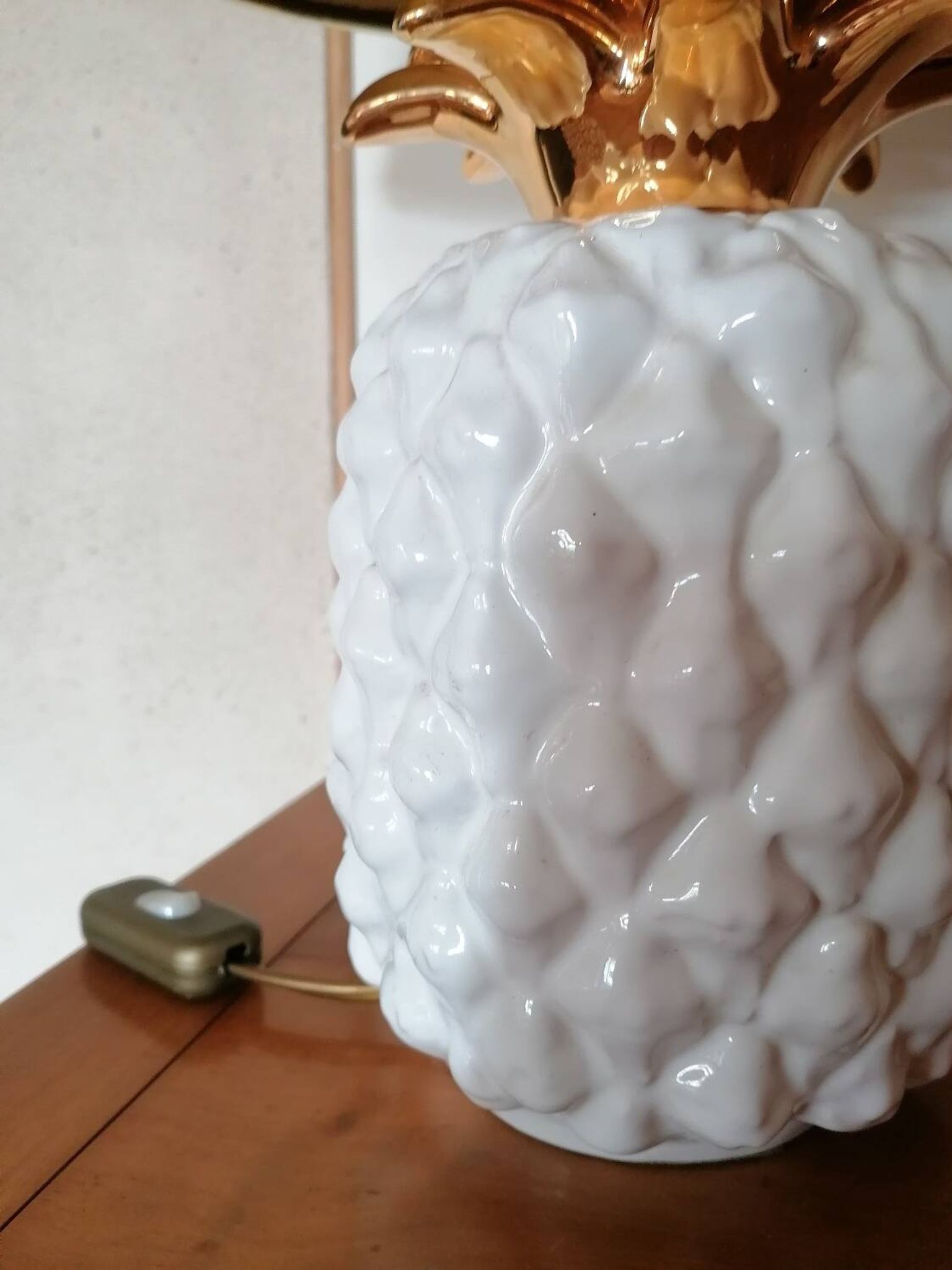 Lampe ananas vintage céramique blanche et doré