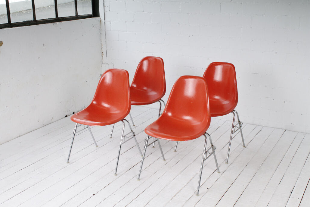 Set of 4 side chairs by Charles & Ray Eames for Herman Miller