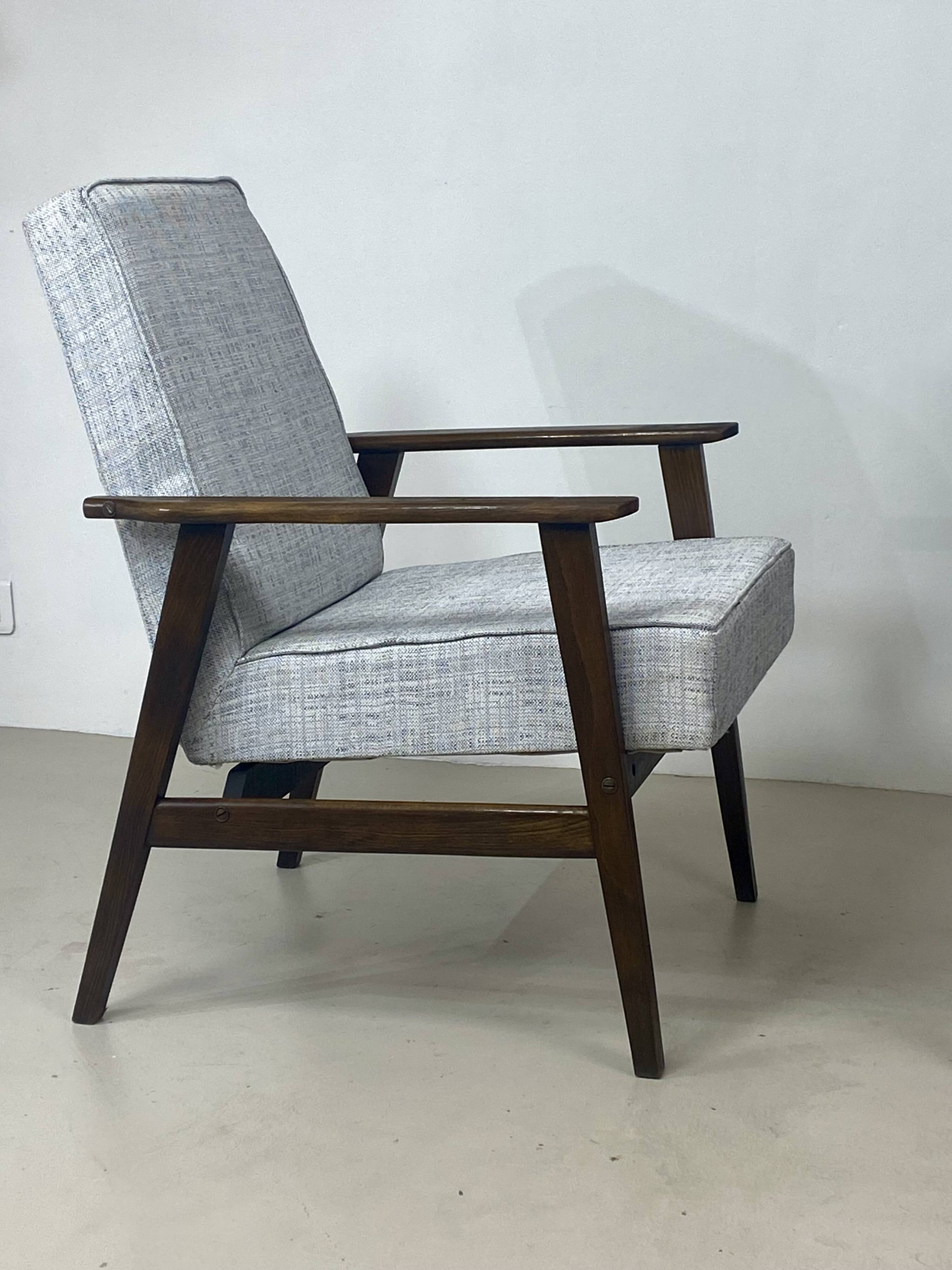 Pair of Henryk Lis 300-190 armchairs, 1970s, heathered grey-blue fabric. Ref: